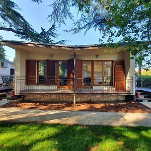 Tisa Homes Savudrija